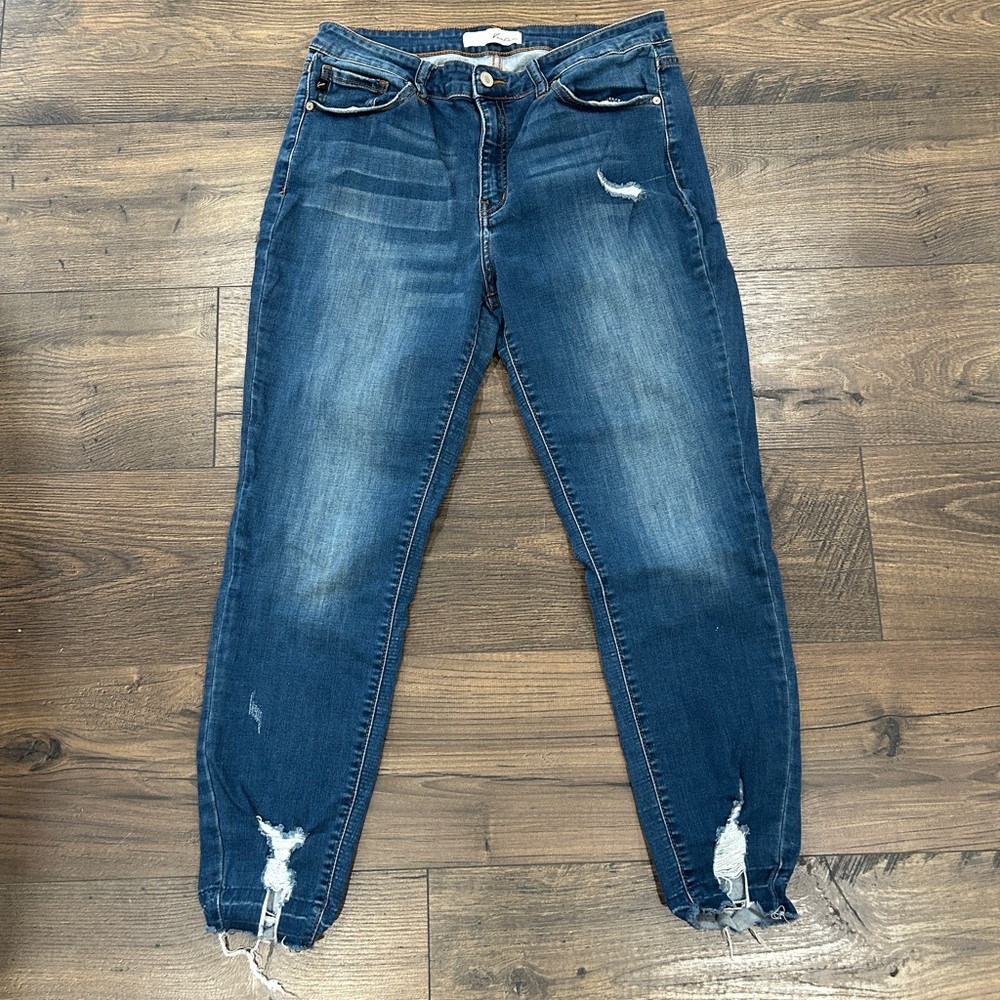 Kancan jeans 30 super cute great condition